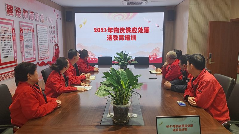 中层管理培训课程内容结构主要包括以下几个方面：