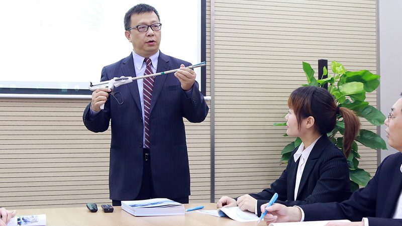 关注证书含金量：证书含金量是衡量培训机构实力的关键指标